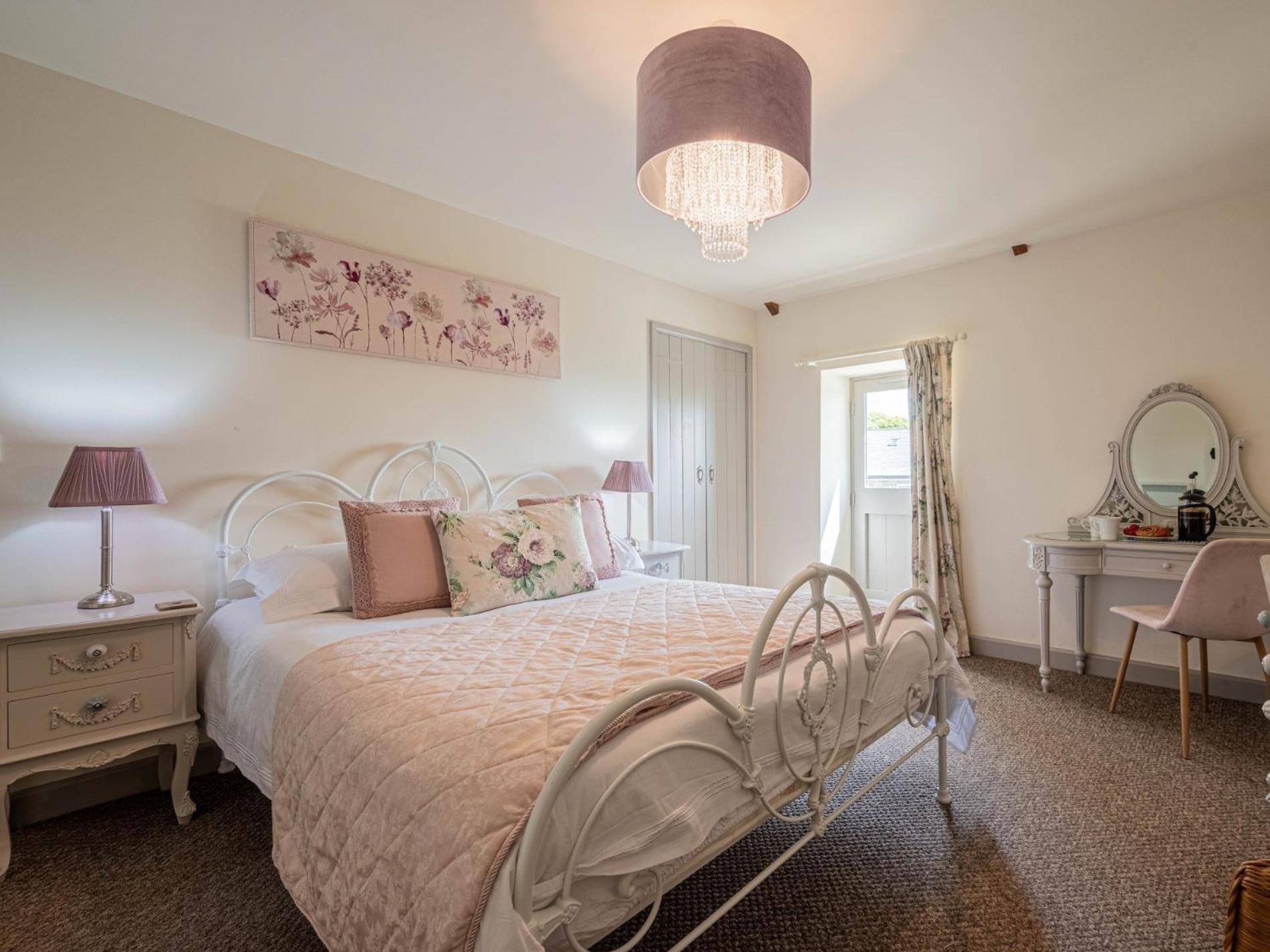 2 Bed Property In Boscastle 81244 Камелфорд Екстериор снимка